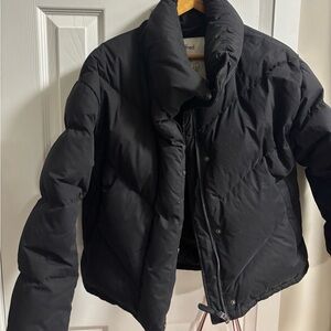Aritzia Black Cloud Puff Jacket